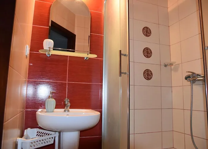 Wanta Quarto em Acomodações Particulares *